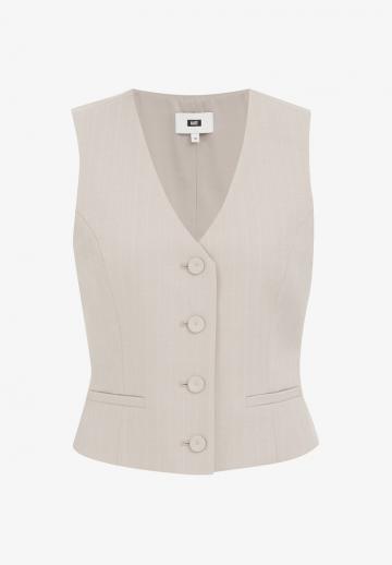 Короткая куртка