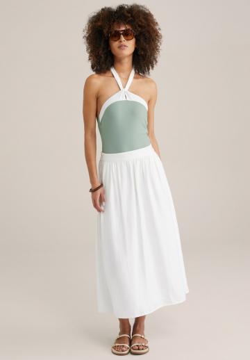 Слитный купальник