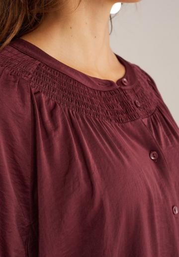 Атласная блузка