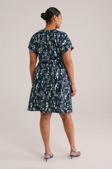 Короткое платье