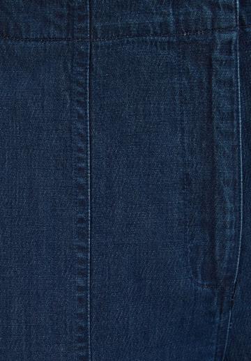 Клешеные джинсы