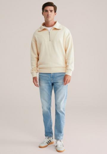 Узкие джинсы