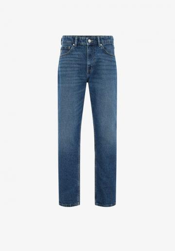 Прямые джинсы