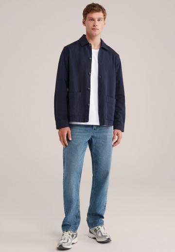 Прямые джинсы