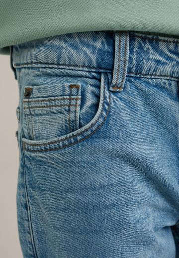 Джинсы