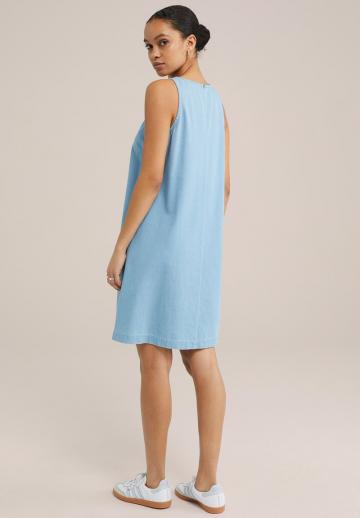 Джинсовое платье