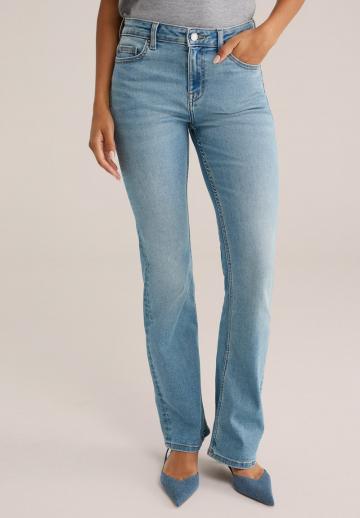 Клешеные брюки