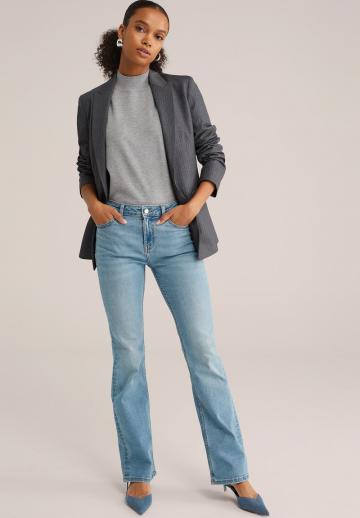 Клешеные брюки