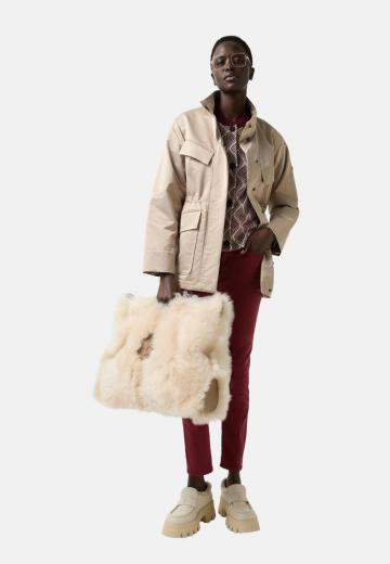 Короткие джинсы