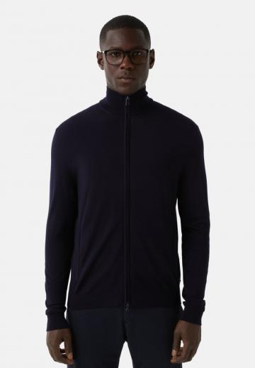 Вязаная кофта