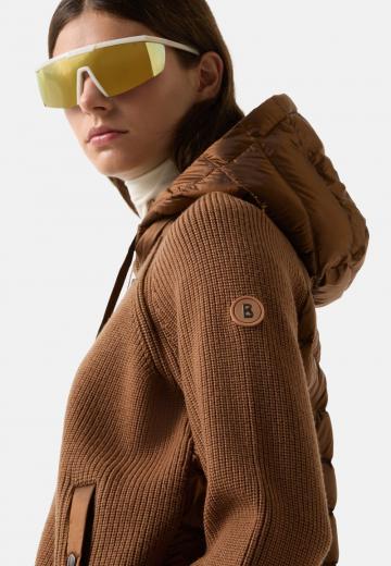 Пуховой жилет