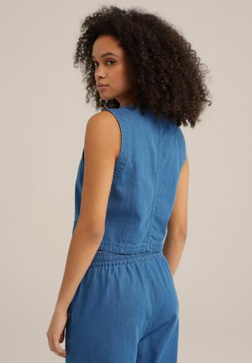 Джинсовая жилетка