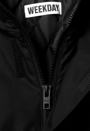 Зимняя куртка