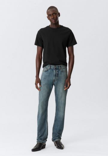 Прямые джинсы