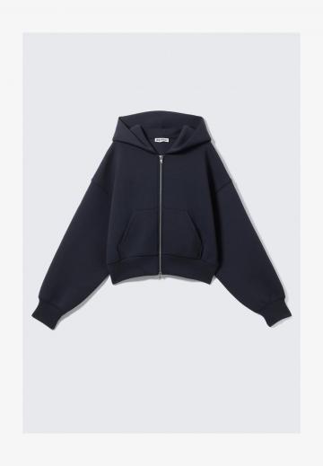 Пуловер с капюшоном