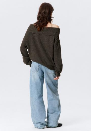 Вязаный жилет