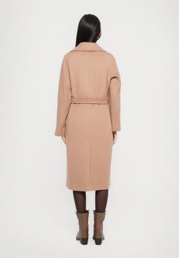 Шерстяное пальто