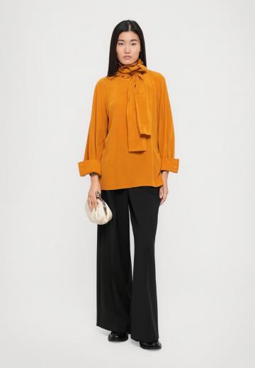 Шелковая блузка