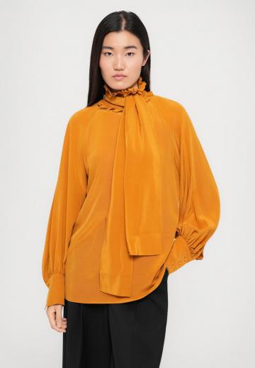 Шелковая блузка