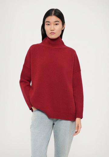 Длинный пуловер