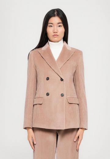 Вельветовая куртка