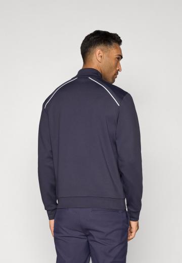 Спортивная кофта