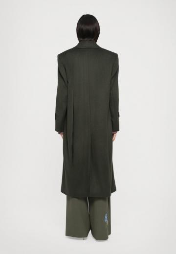 Шерстяное пальто