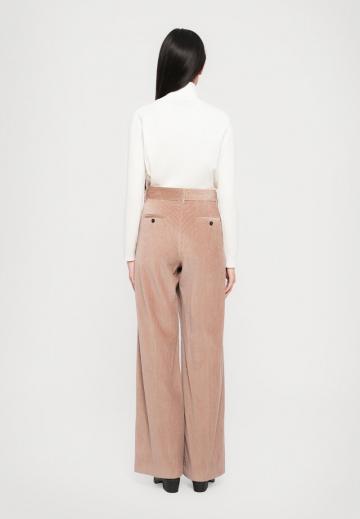 Прямые брюки