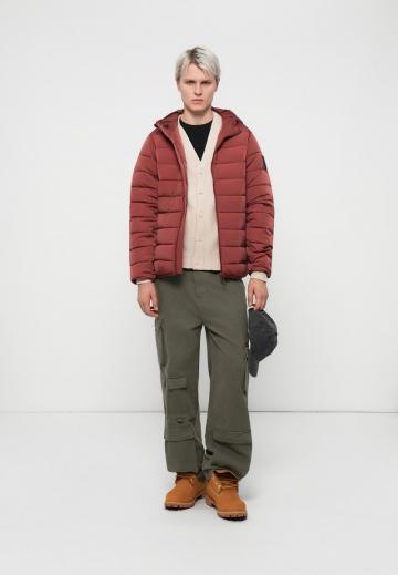 Зимняя куртка