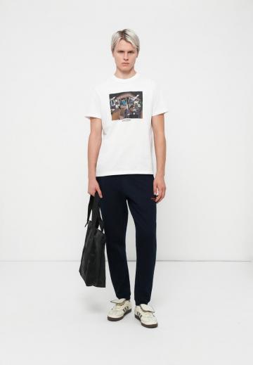 Спортивные штаны