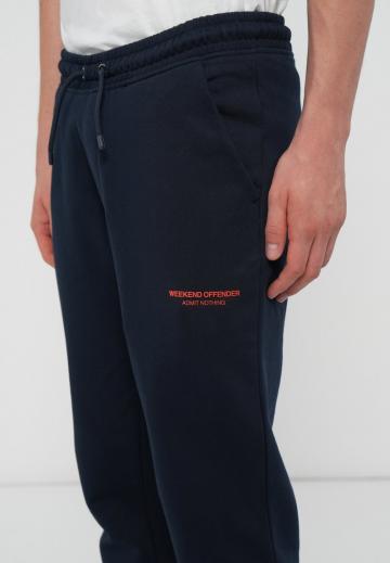 Спортивные штаны