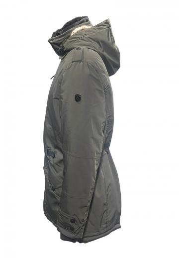 Зимняя куртка