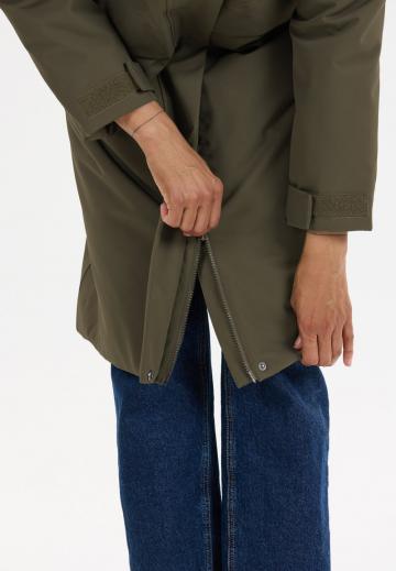 Спортивная куртка