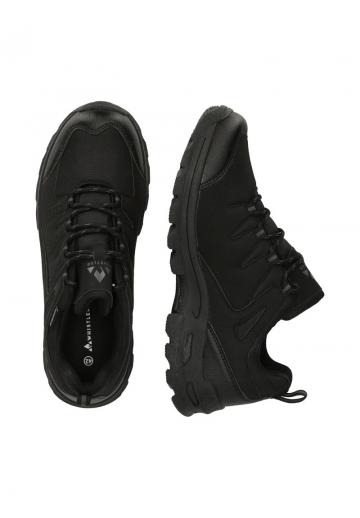 Походные кроссовки