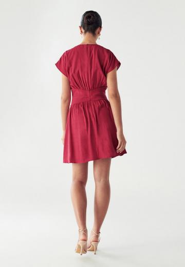 Короткое платье