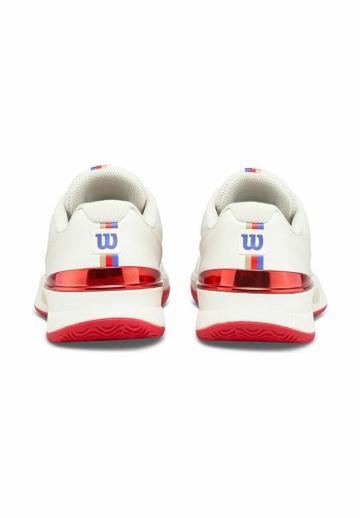 Теннисные кроссовки