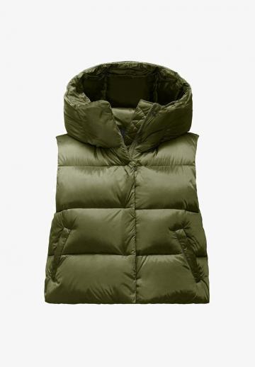 Пуховой жилет