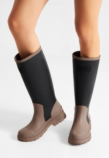 Резиновые сапоги