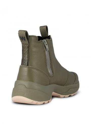 Зимние ботинки