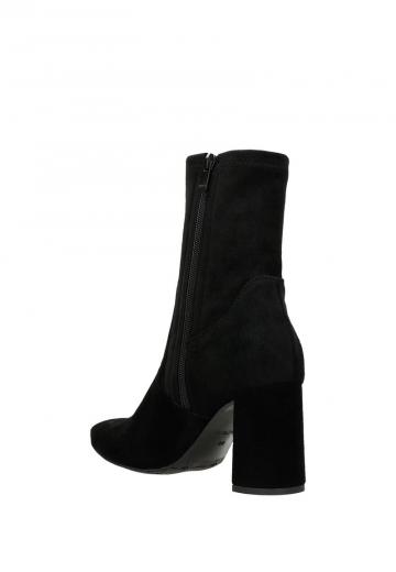 Полусапожки на высоком каблуке