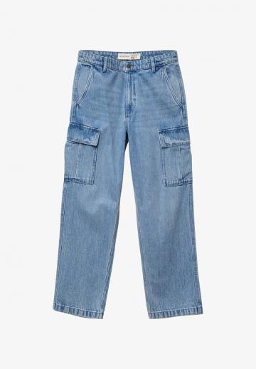 Прямые джинсы