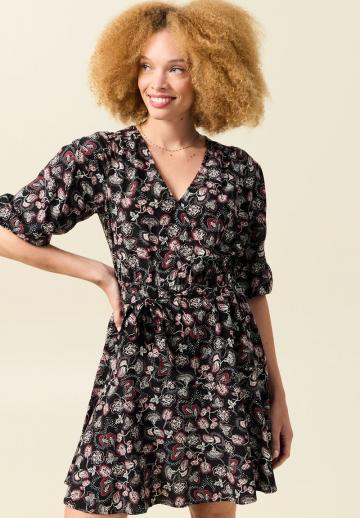 Короткое платье