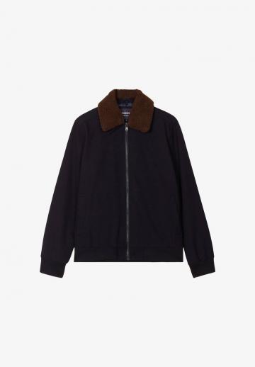 Куртка бомбер