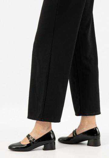 Туфли с высоким носом