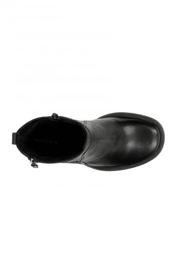 Полусапожки на высоком каблуке