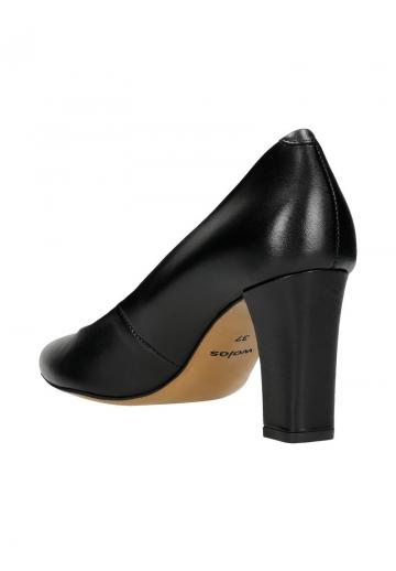 Туфли на высоком каблуке