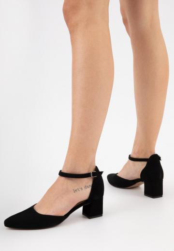 Туфли с ремешком