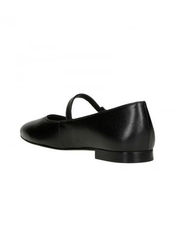 Туфли с ремешком