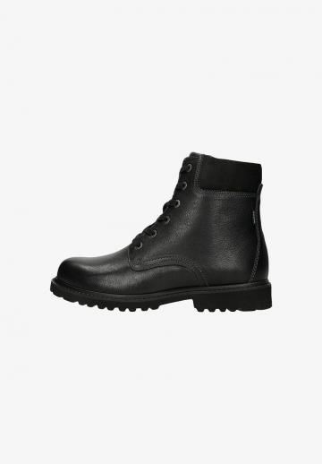 Зимние ботинки