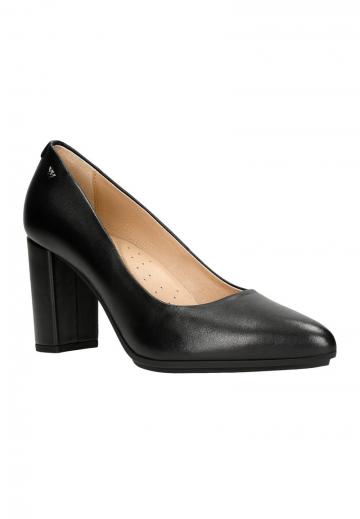 Туфли на высоком каблуке